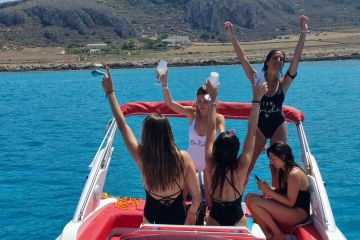 &nbsp;Tour&nbsp; Favignana e Levanzo esclusivo con skipper